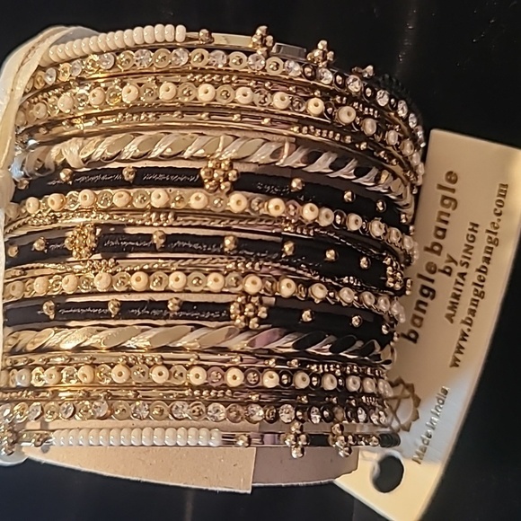 Bangle Bangle by Amrita Singh bangle Bracelet set of 19 In Black Ivory Gold Sz 6 - Picture 2 of 9
